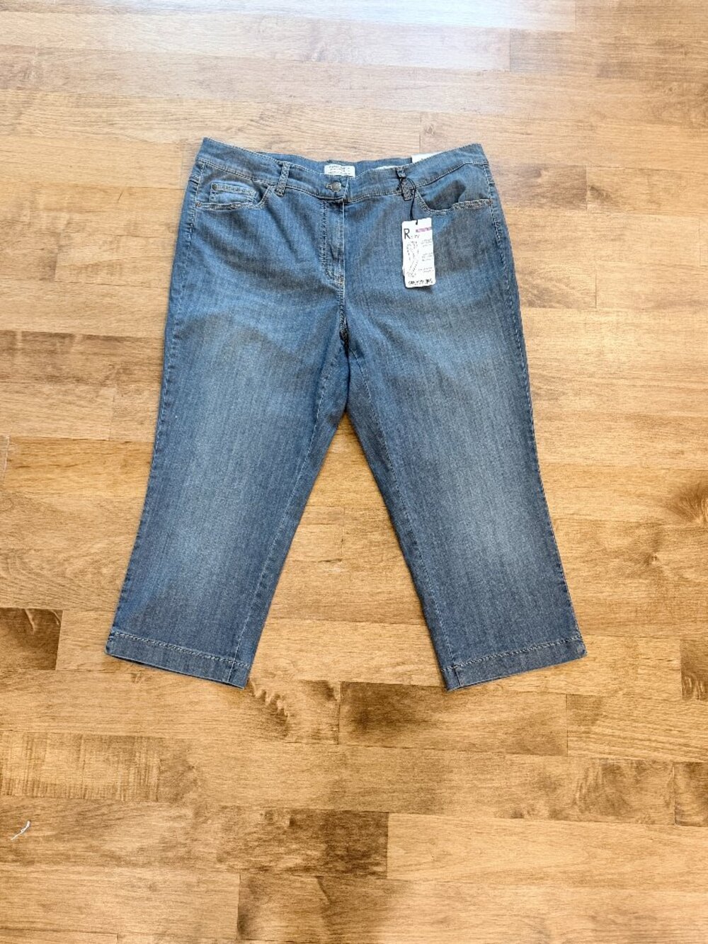 Gerry Weber Edition Romy cropped jeans, size 46, nwt
